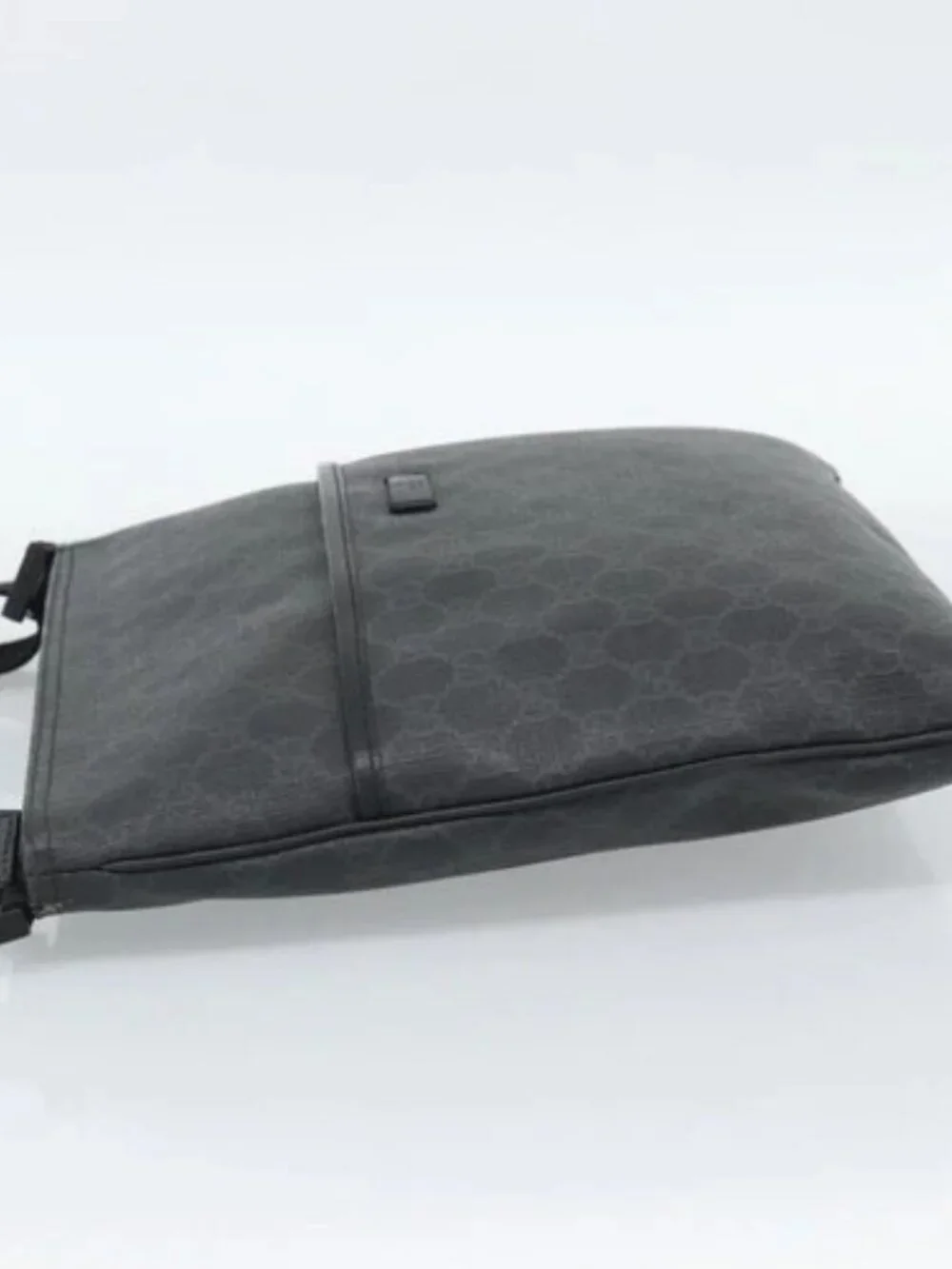 GUCCI GG Supreme Shoulder Bag PVC Black Silver 162904 Auth 189839